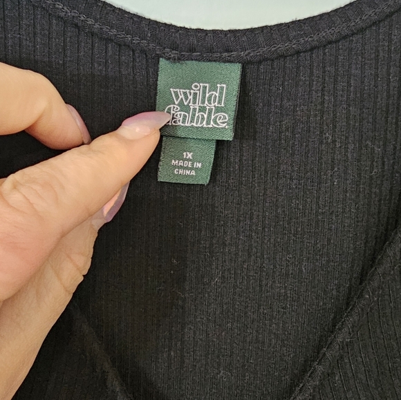 Wild Fable Black Tie Front Ruched Crop Top - Picture 3 of 4